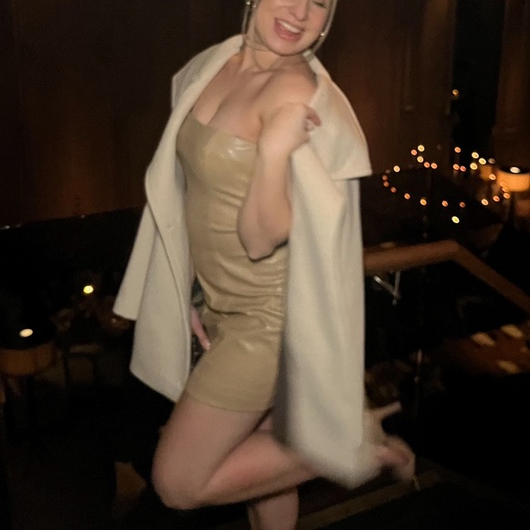 Princess Polly Hailey beige/ tan strapless mini dress faux leather - Picture 3 of 8